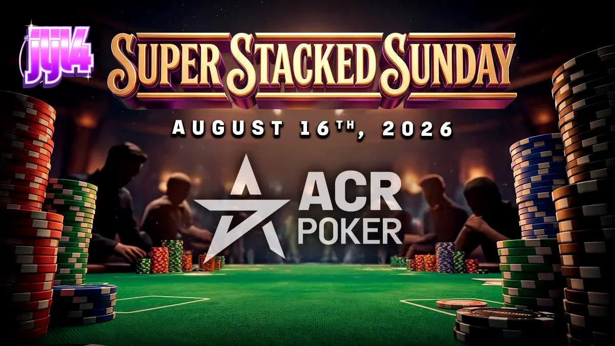 Isang digital na representasyon ng poker tournament interface na may mga chip at baraha.